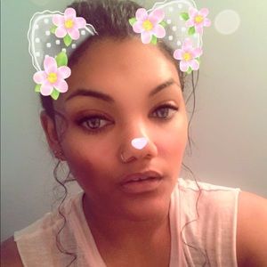 Meet your Posher, Briana